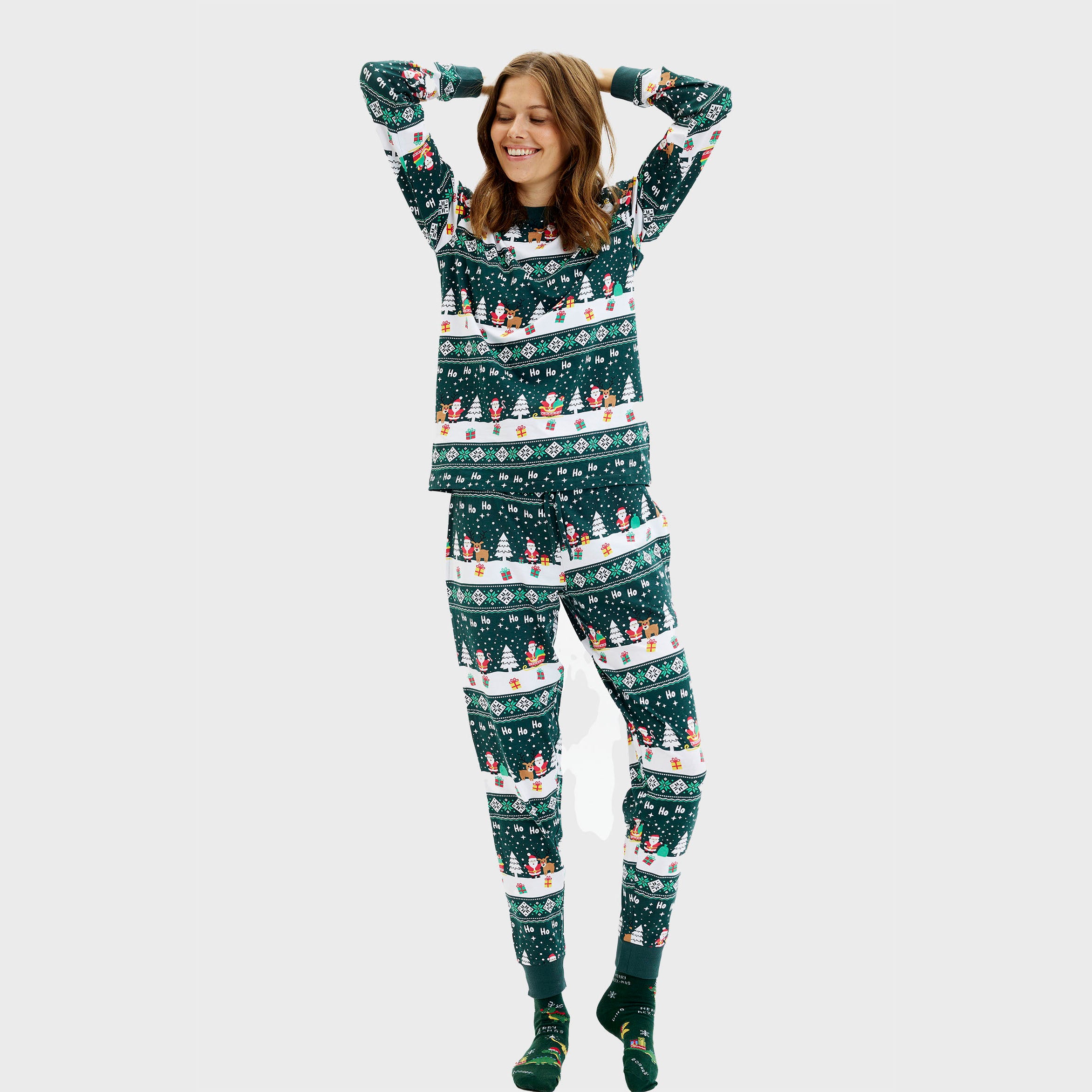 The Jolly Good Pyjamas - Dame.